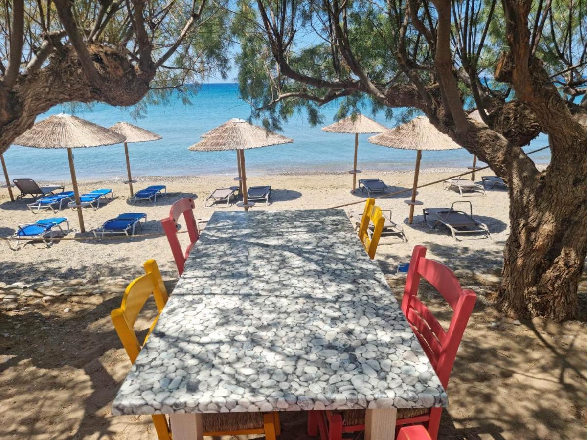 Artemis Aparthotel Makrýgialos Buitenkant foto
