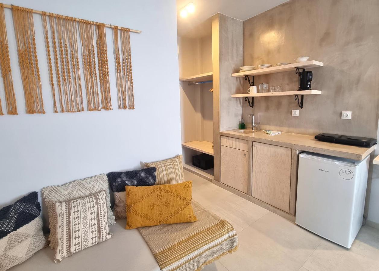 Artemis Aparthotel Makrýgialos Buitenkant foto