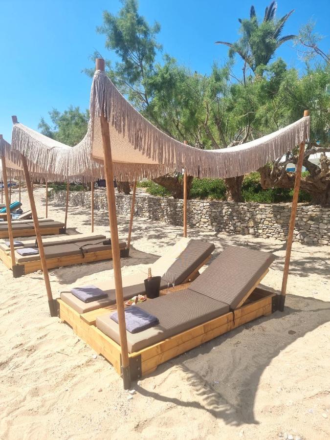Artemis Aparthotel Makrýgialos Buitenkant foto