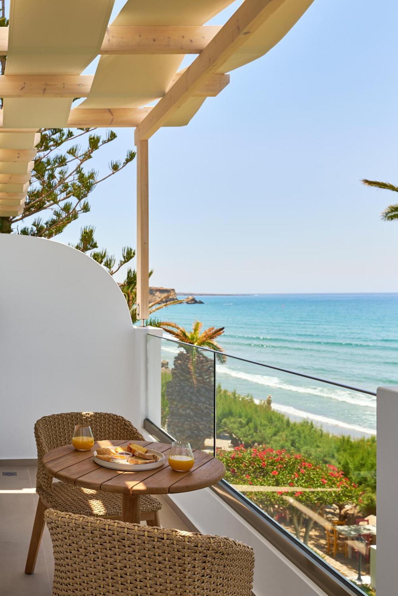 Artemis Aparthotel Makrýgialos Buitenkant foto